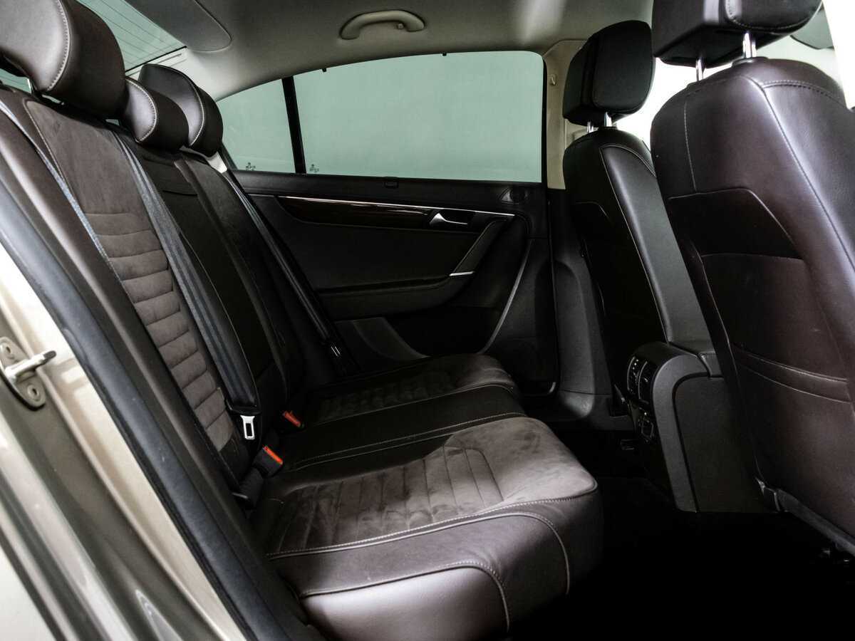 Купить Volkswagen Passat, 2012, 245 842 км.. Фото: #18