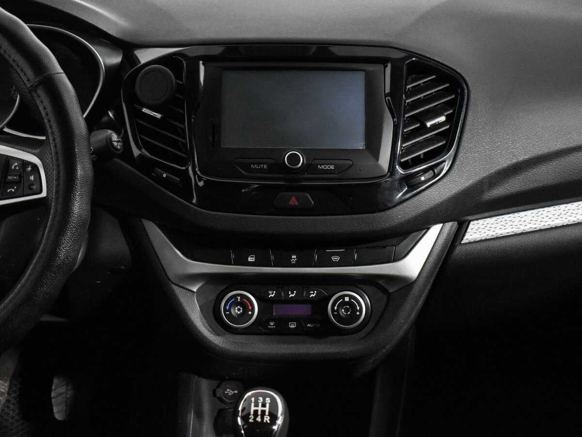 Купить Lada (ВАЗ) Vesta, 2019, 92 052 км.. Фото: #13