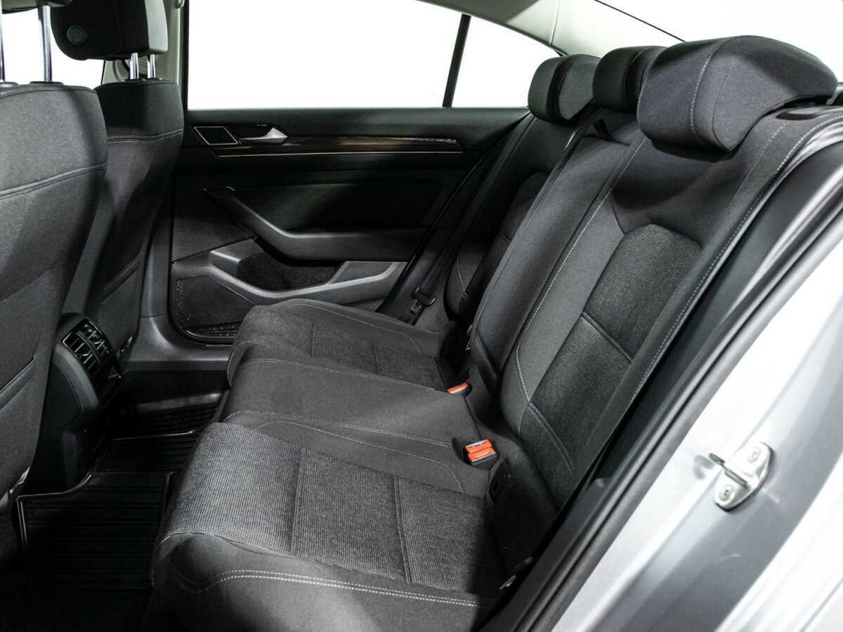 Купить Volkswagen Passat, 2017, 41 448 км.. Фото: #9