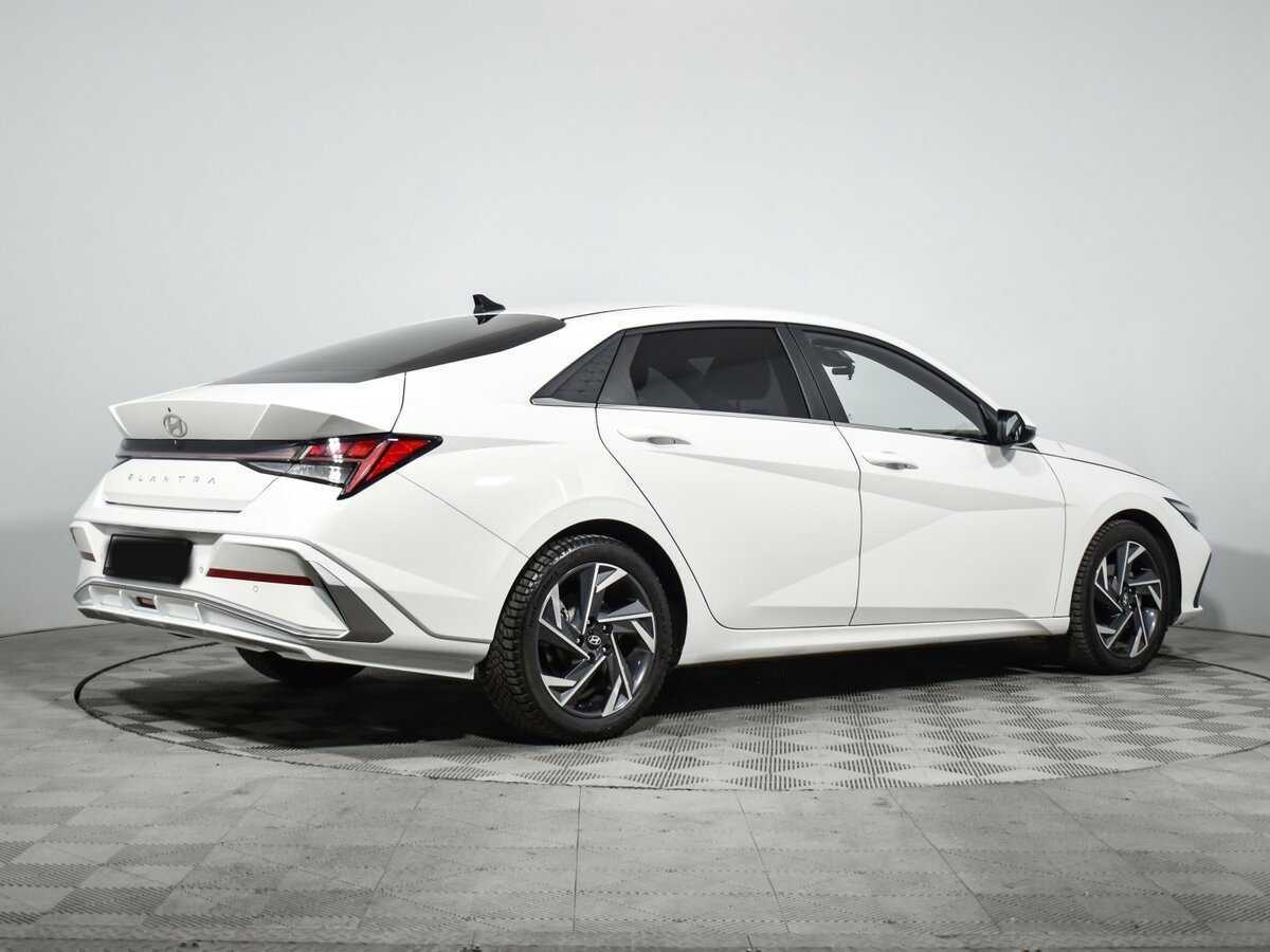 Купить Hyundai Elantra, 2023, 7 476 км.. Фото: #4