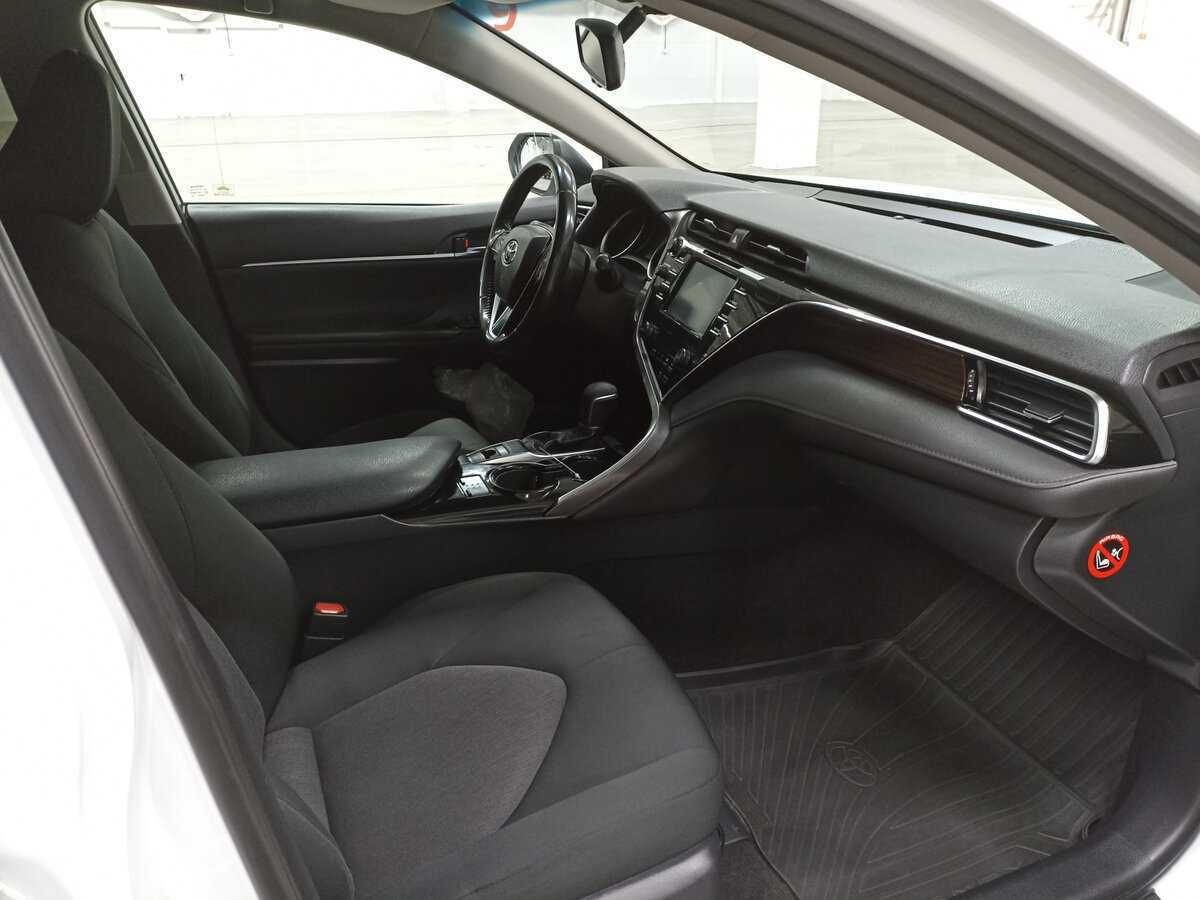 Купить Toyota Camry, 2019, 151 610 км.. Фото: #10