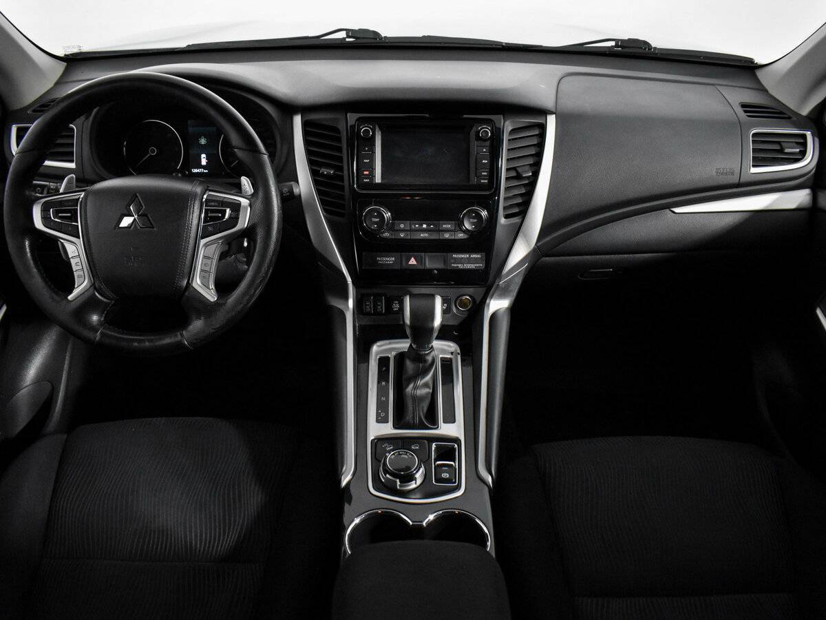 Купить Mitsubishi Pajero Sport, 2018, 126 440 км.. Фото: #13