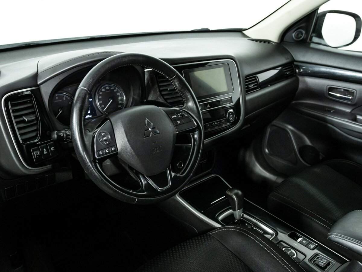 Купить Mitsubishi Outlander, 2019, 236 550 км.. Фото: #10