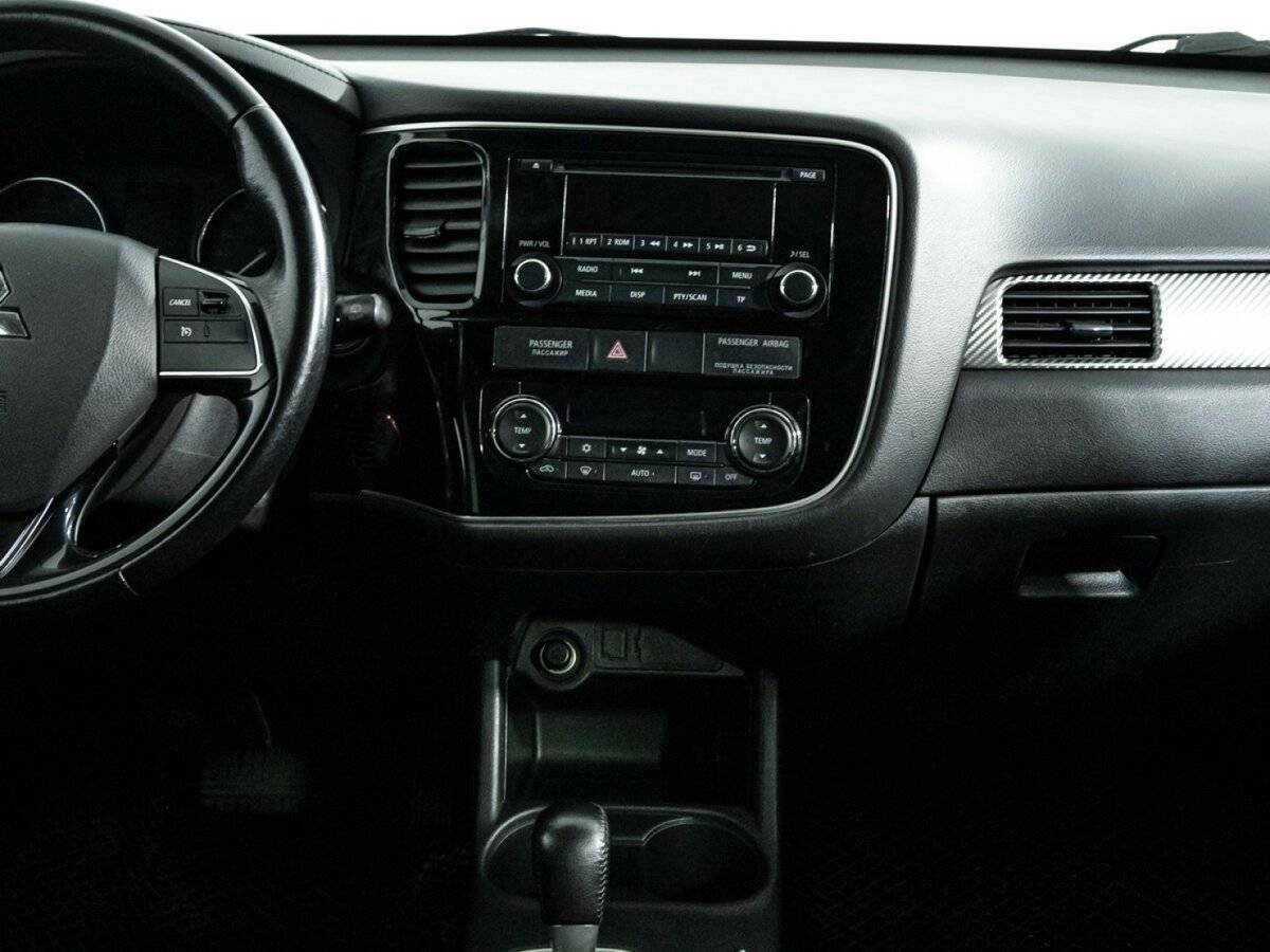 Купить Mitsubishi Outlander, 2016, 179 472 км.. Фото: #13