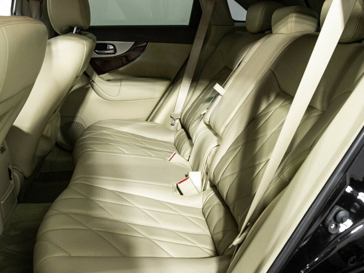 Купить Infiniti FX, 2012, 132 395 км.. Фото: #9