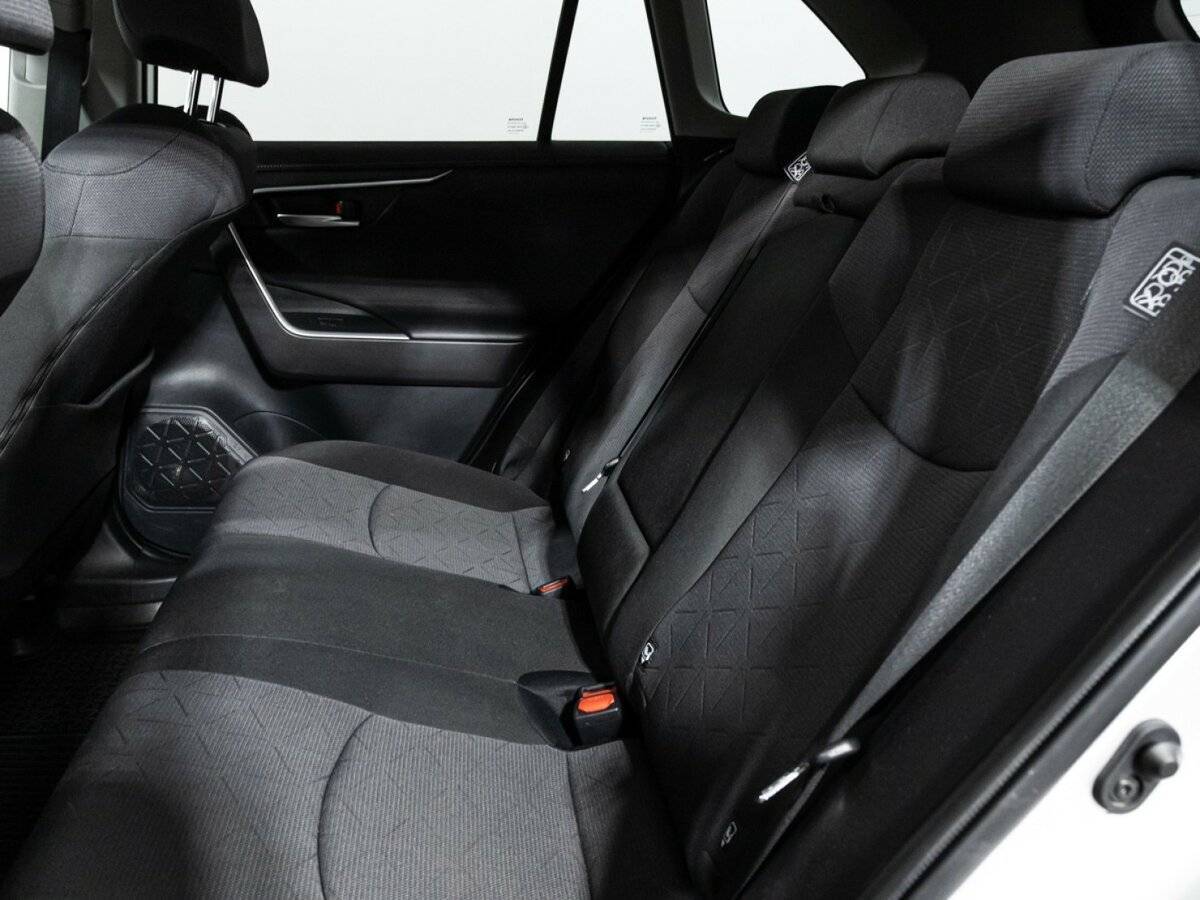 Купить Toyota RAV4, 2020, 70 314 км.. Фото: #9