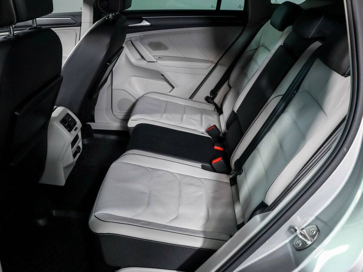 Купить Volkswagen Tiguan, 2017, 44 377 км.. Фото: #9