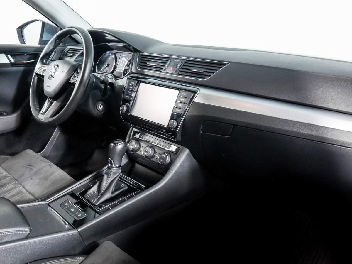 Купить Skoda Superb, 2017, 131 570 км.. Фото: #5