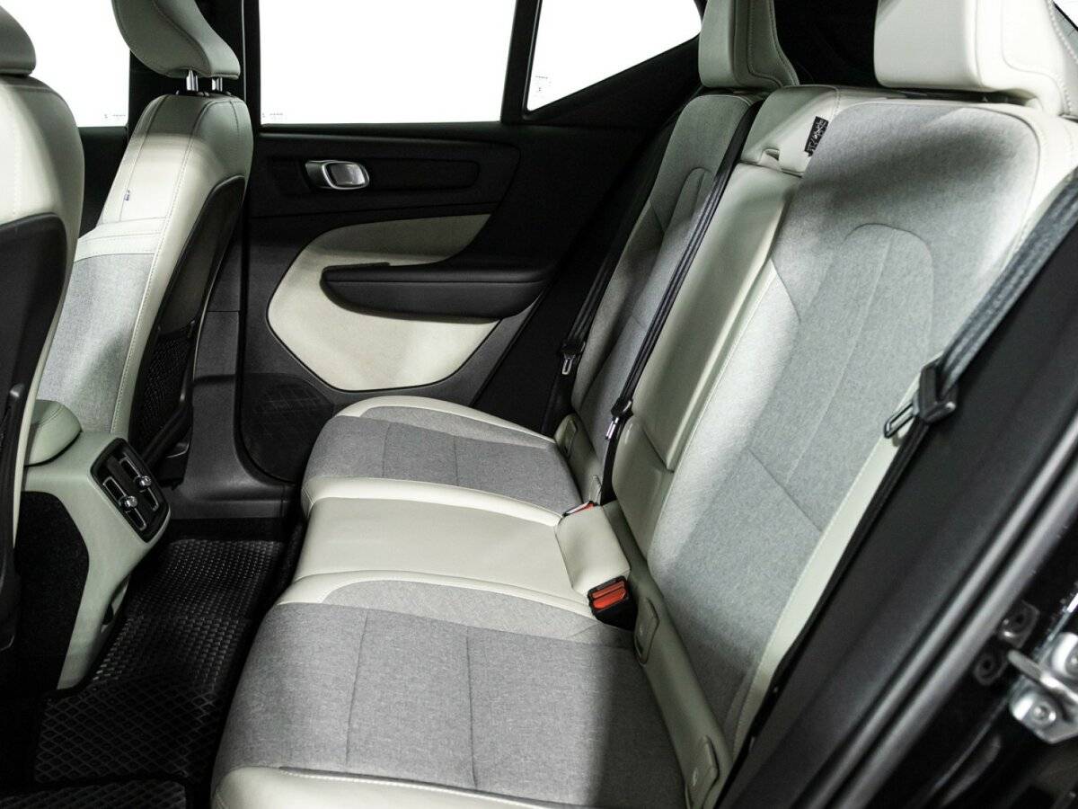 Купить Volvo XC40, 2018, 150 000 км.. Фото: #9