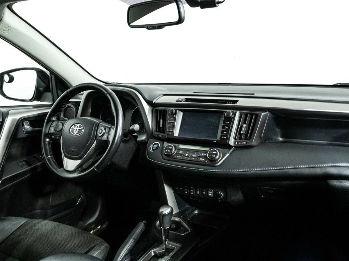 Купить Toyota RAV4, 2018, 232 356 км.. Фото: #8