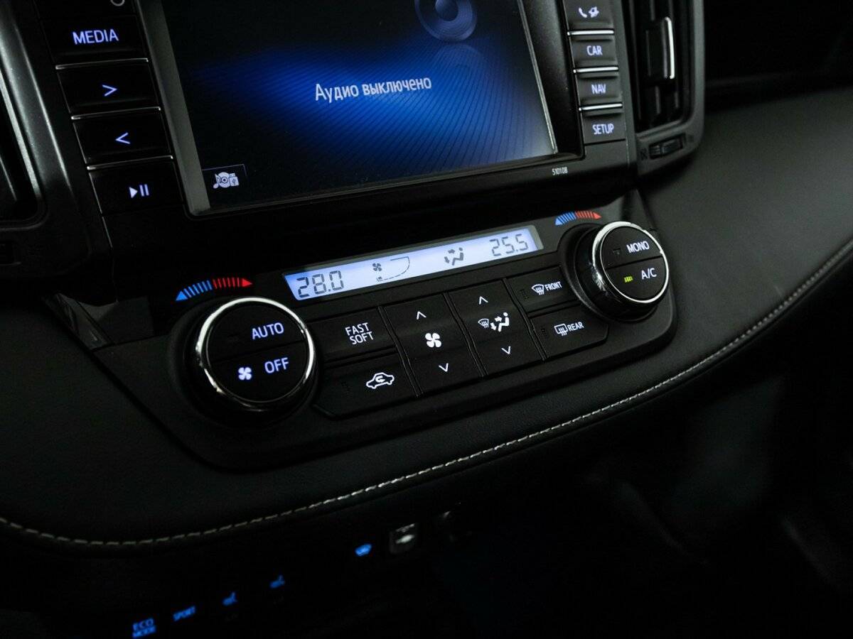 Купить Toyota RAV4, 2017, 43 541 км.. Фото: #17