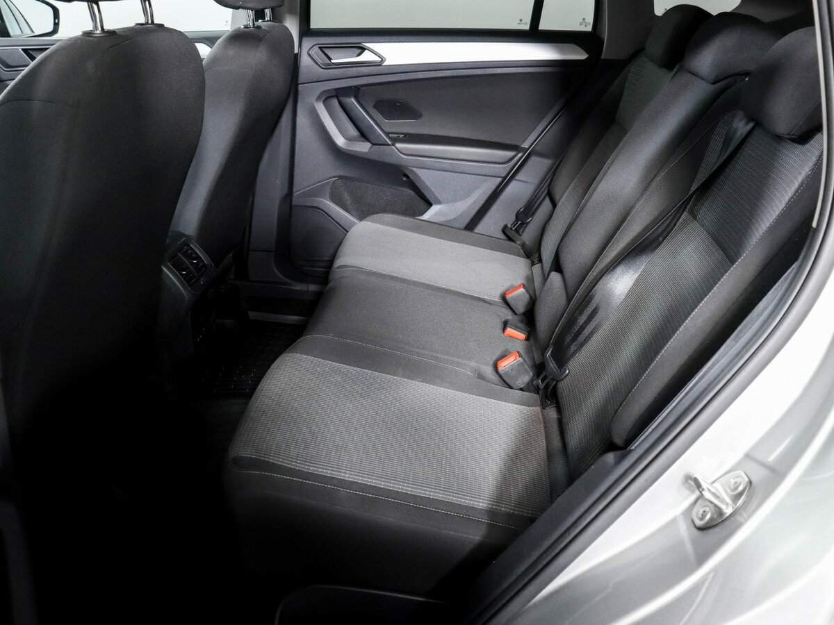 Купить Volkswagen Tiguan, 2021, 29 904 км.. Фото: #5