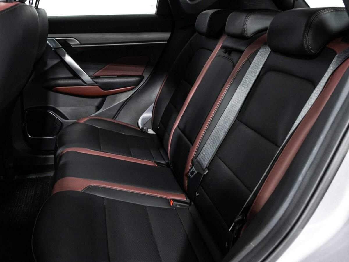 Купить Geely Coolray, 2023, 26 868 км.. Фото: #9