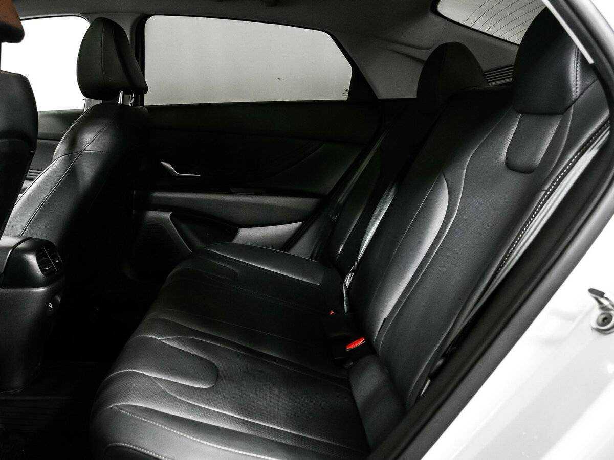 Купить Hyundai Elantra, 2023, 38 900 км.. Фото: #11