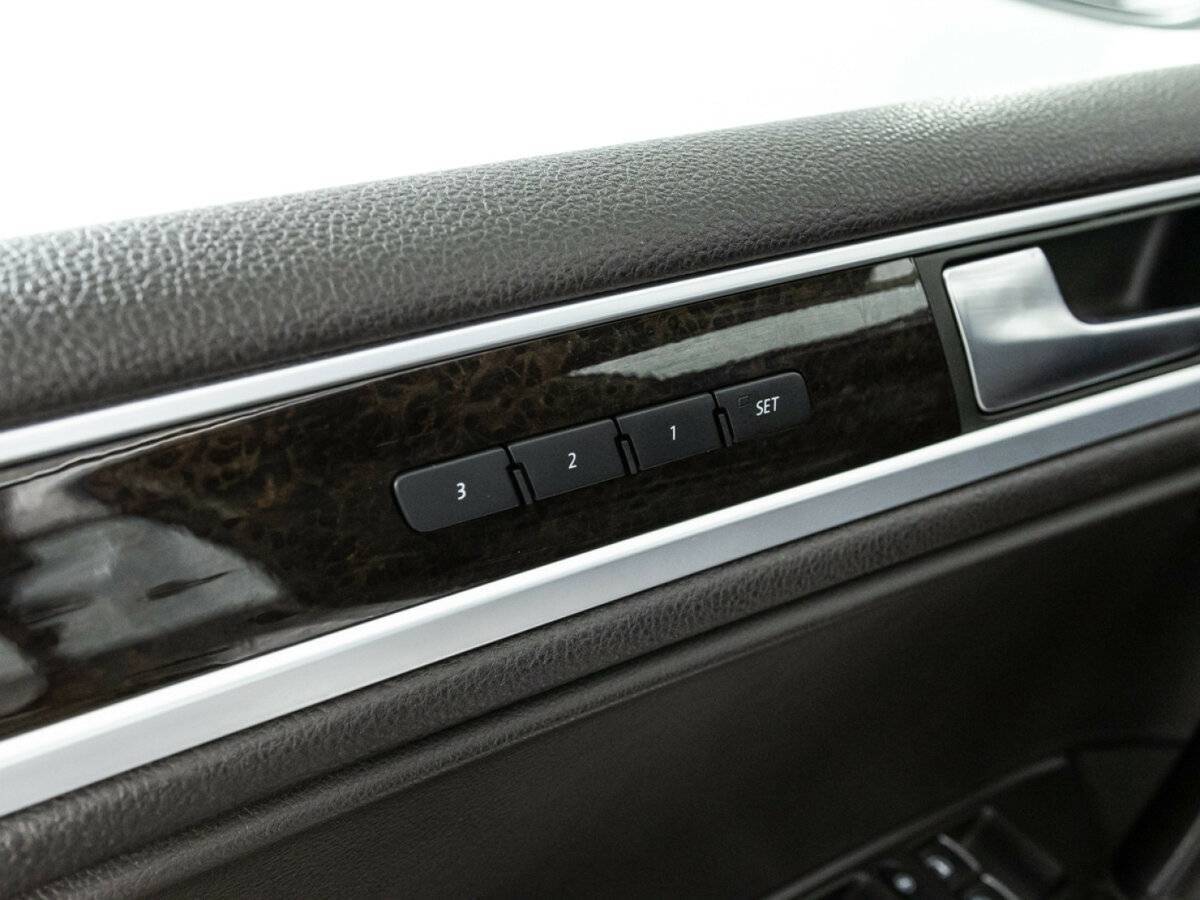 Купить Volkswagen Touareg, 2013, 198 000 км.. Фото: #17