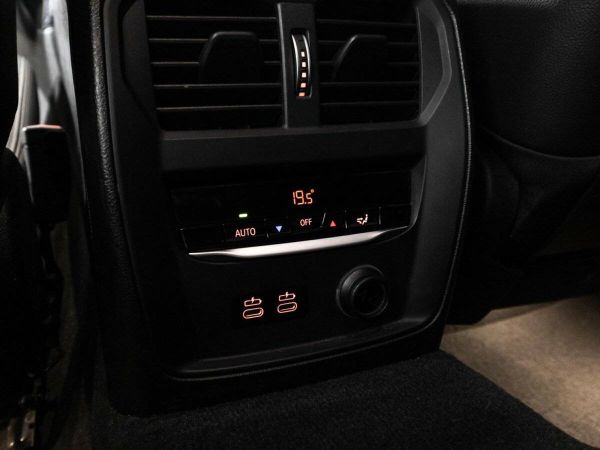 Купить BMW 3 серии, 2019, 97 540 км.. Фото: #20