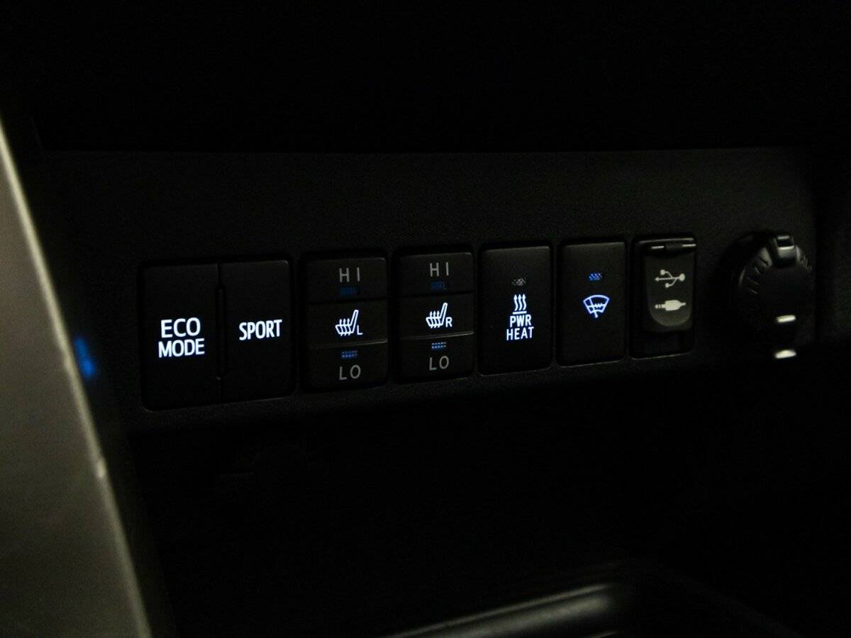 Купить Toyota RAV4, 2015, 119 100 км.. Фото: #16