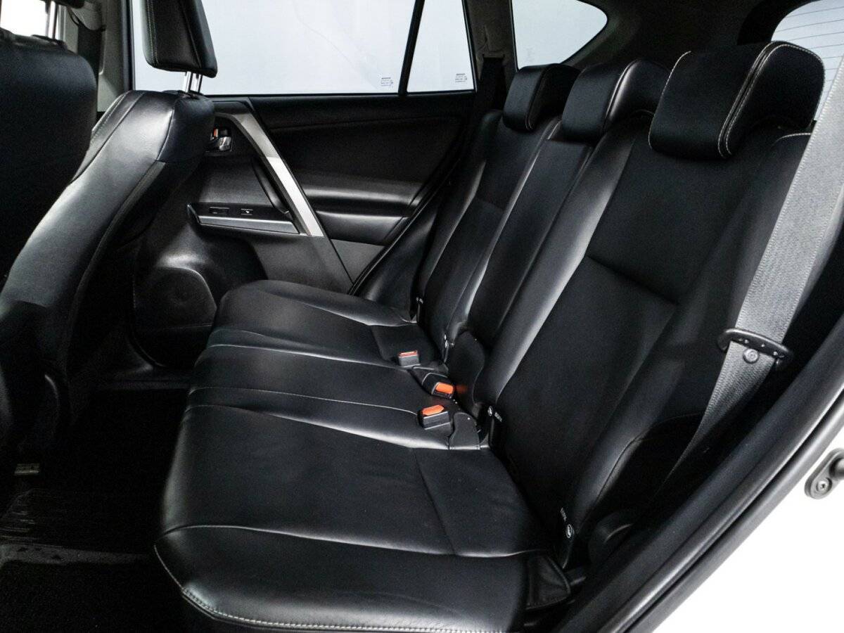 Купить Toyota RAV4, 2018, 74 000 км.. Фото: #9