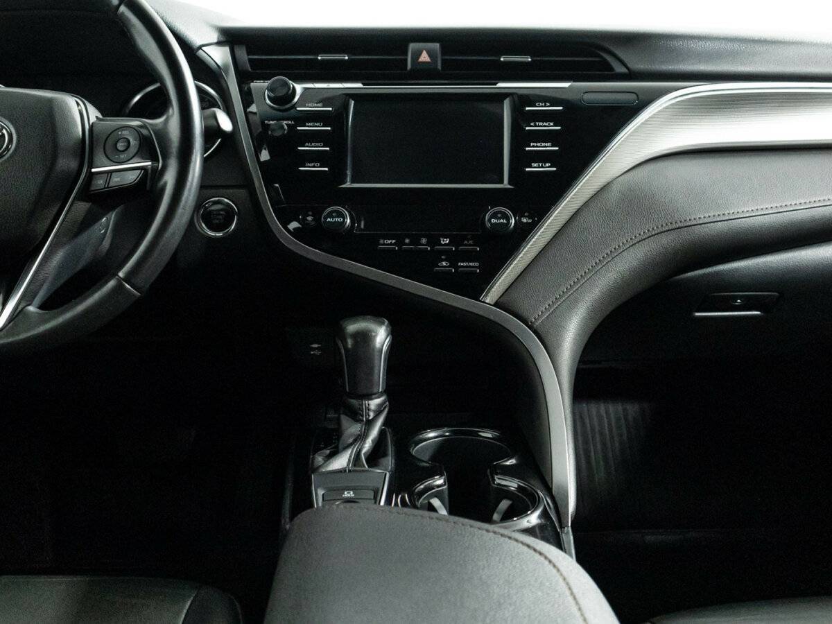 Купить Toyota Camry, 2018, 113 900 км.. Фото: #13