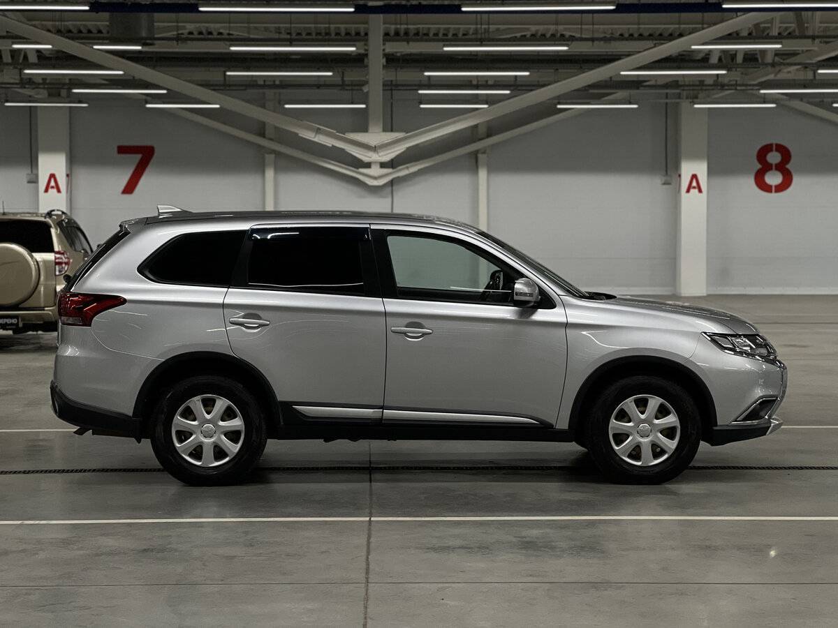 Купить Mitsubishi Outlander, 2017, 107 670 км.. Фото: #3