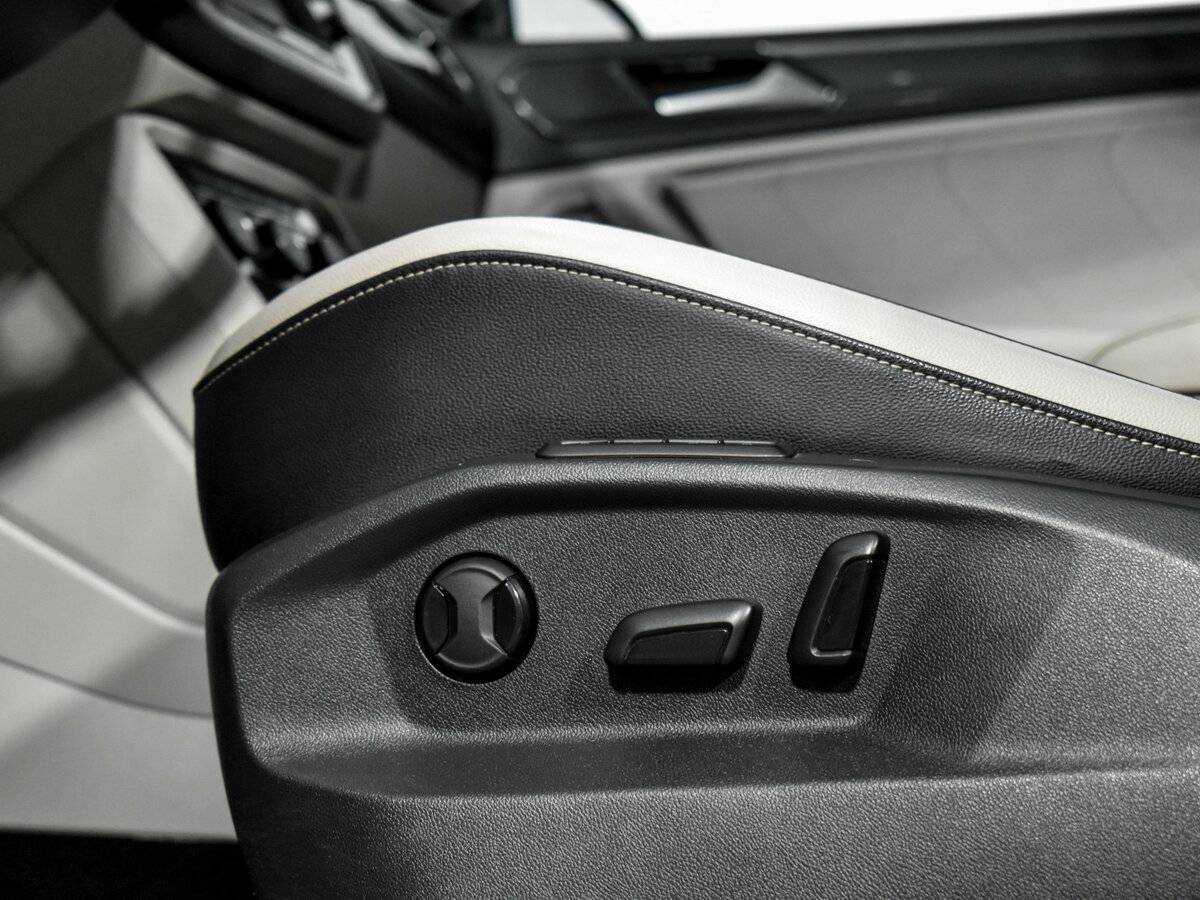 Купить Volkswagen Tiguan, 2017, 124 553 км.. Фото: #15