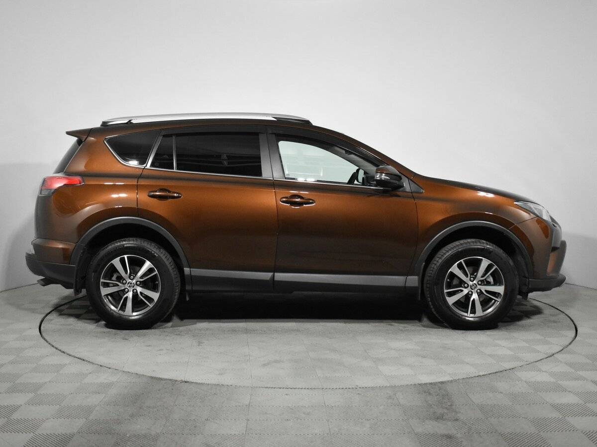 Купить Toyota RAV4, 2017, 143 286 км.. Фото: #4