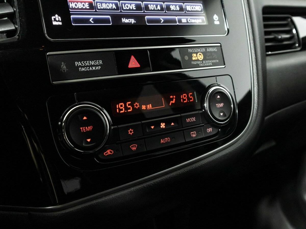 Купить Mitsubishi Outlander, 2018, 121 456 км.. Фото: #15