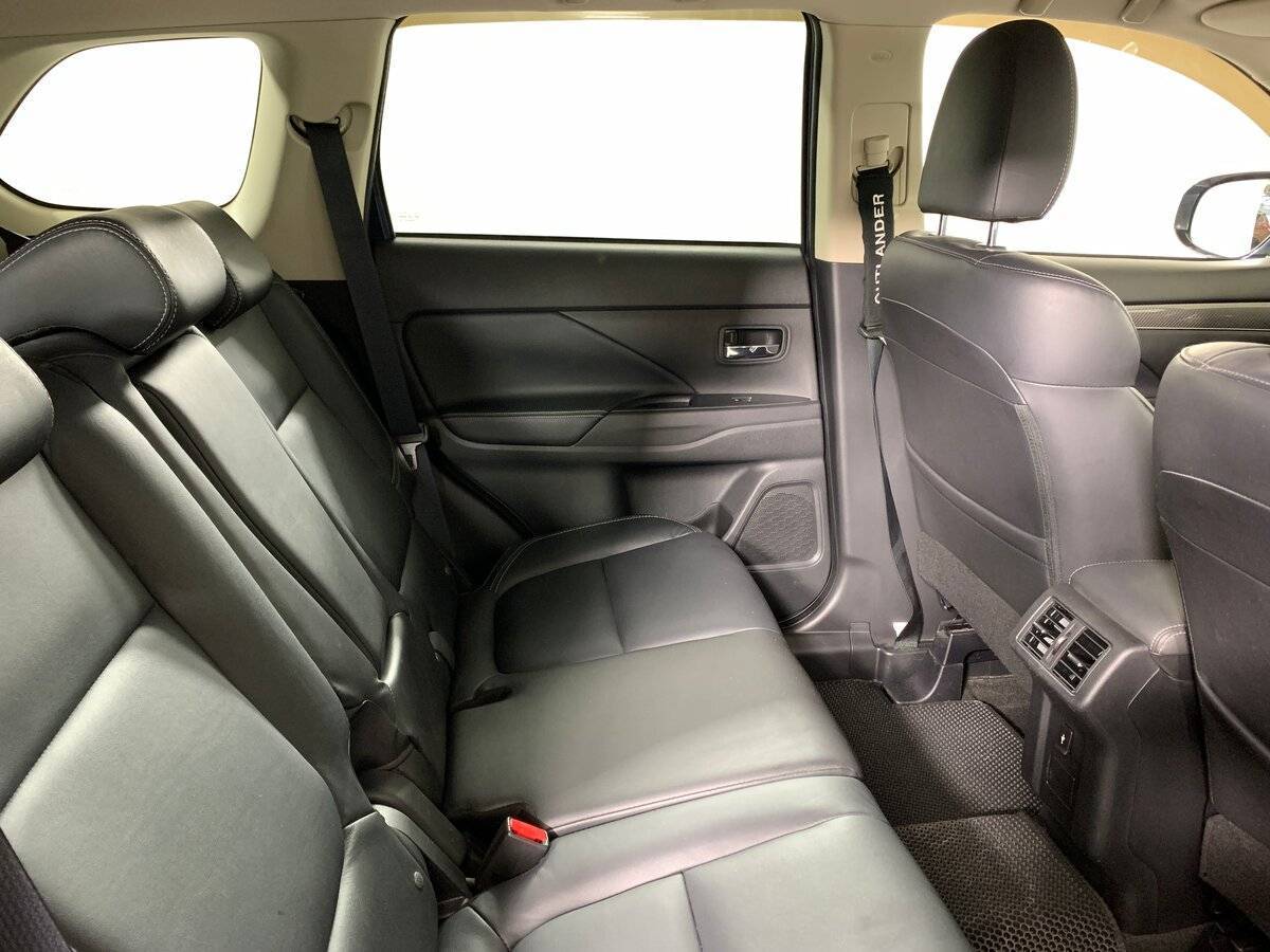 Купить Mitsubishi Outlander, 2020, 93 415 км.. Фото: #16