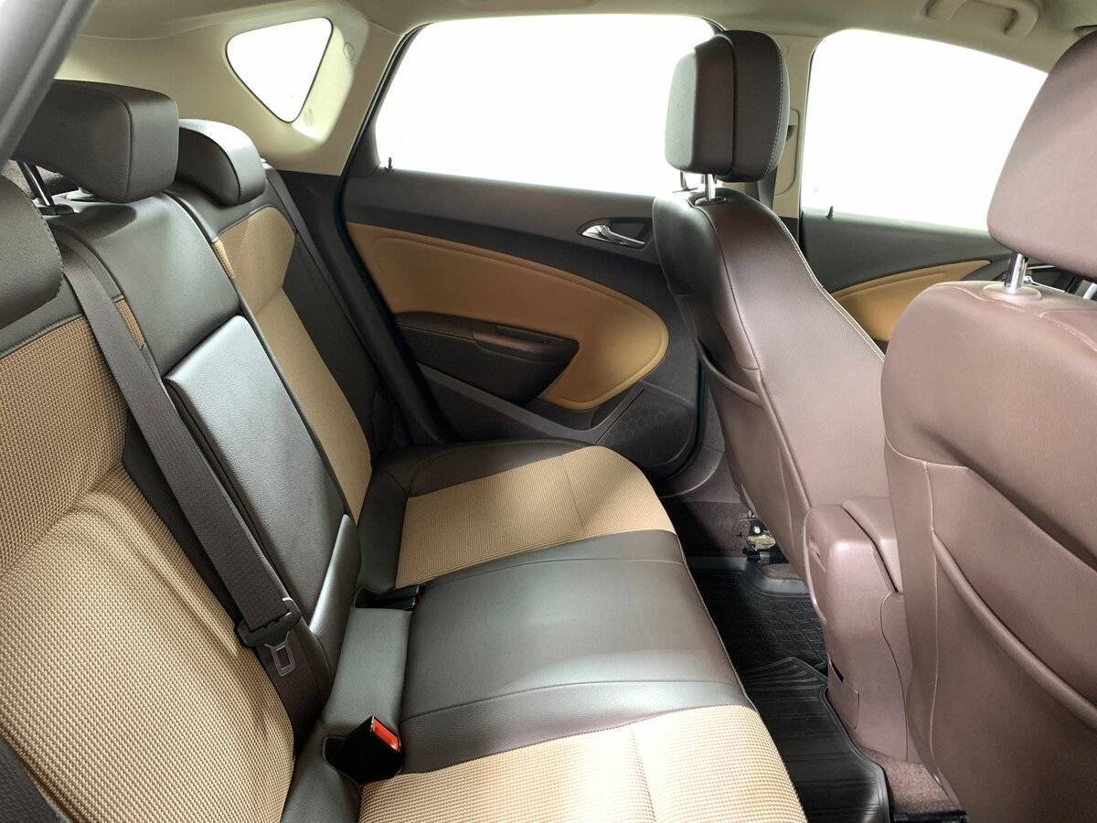 Купить Opel Astra, 2013, 98 007 км.. Фото: #15