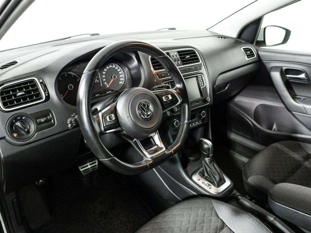 Купить Volkswagen Polo, 2018, 89 933 км.. Фото: #10