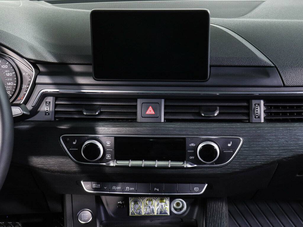 Купить Audi A4, 2017, 136 352 км.. Фото: #13