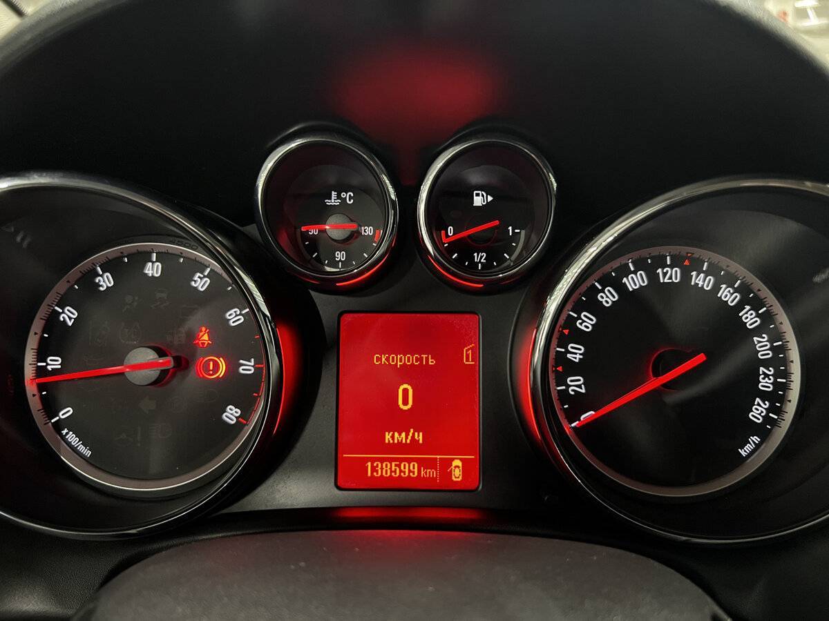 Купить Opel Astra, 2013, 139 012 км.. Фото: #12