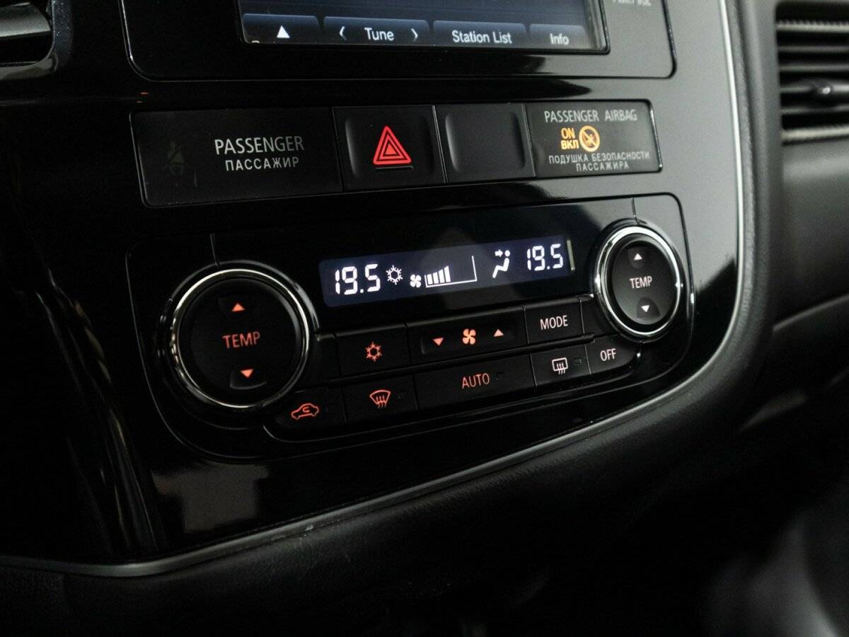 Купить Mitsubishi Outlander, 2013, 402 428 км.. Фото: #17