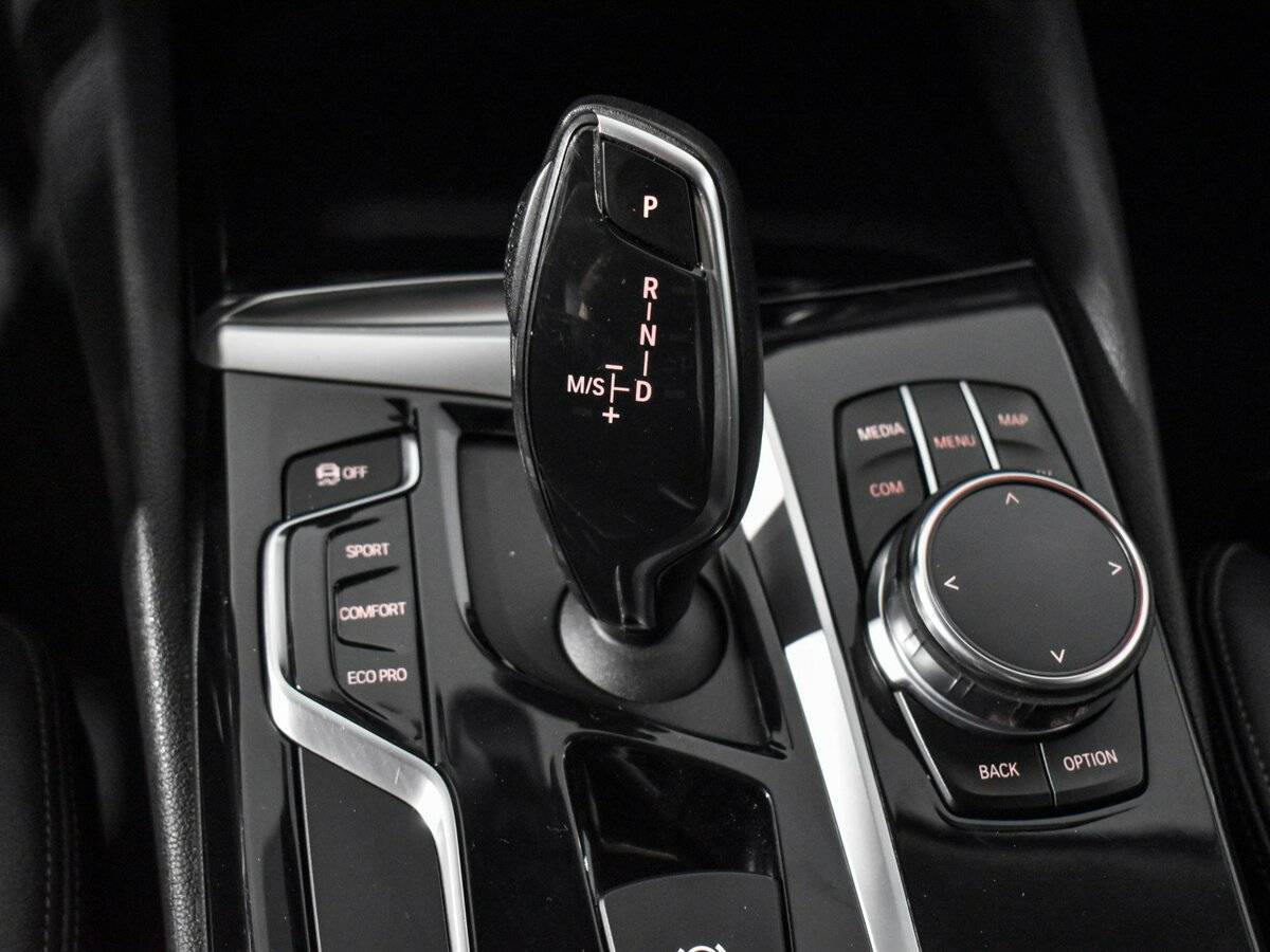 Купить BMW 5 серии, 2017, 118 260 км.. Фото: #10