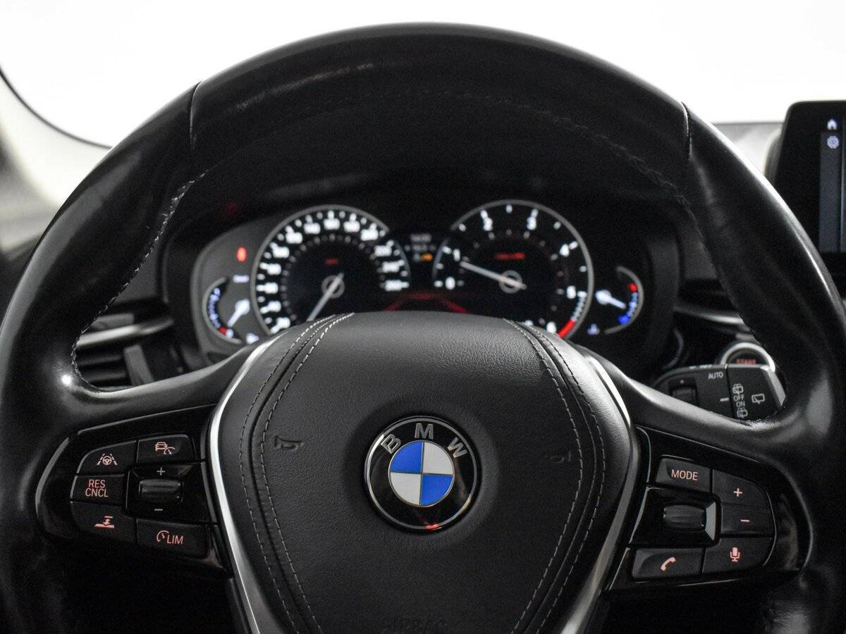 Купить BMW 5 серии, 2017, 118 260 км.. Фото: #20