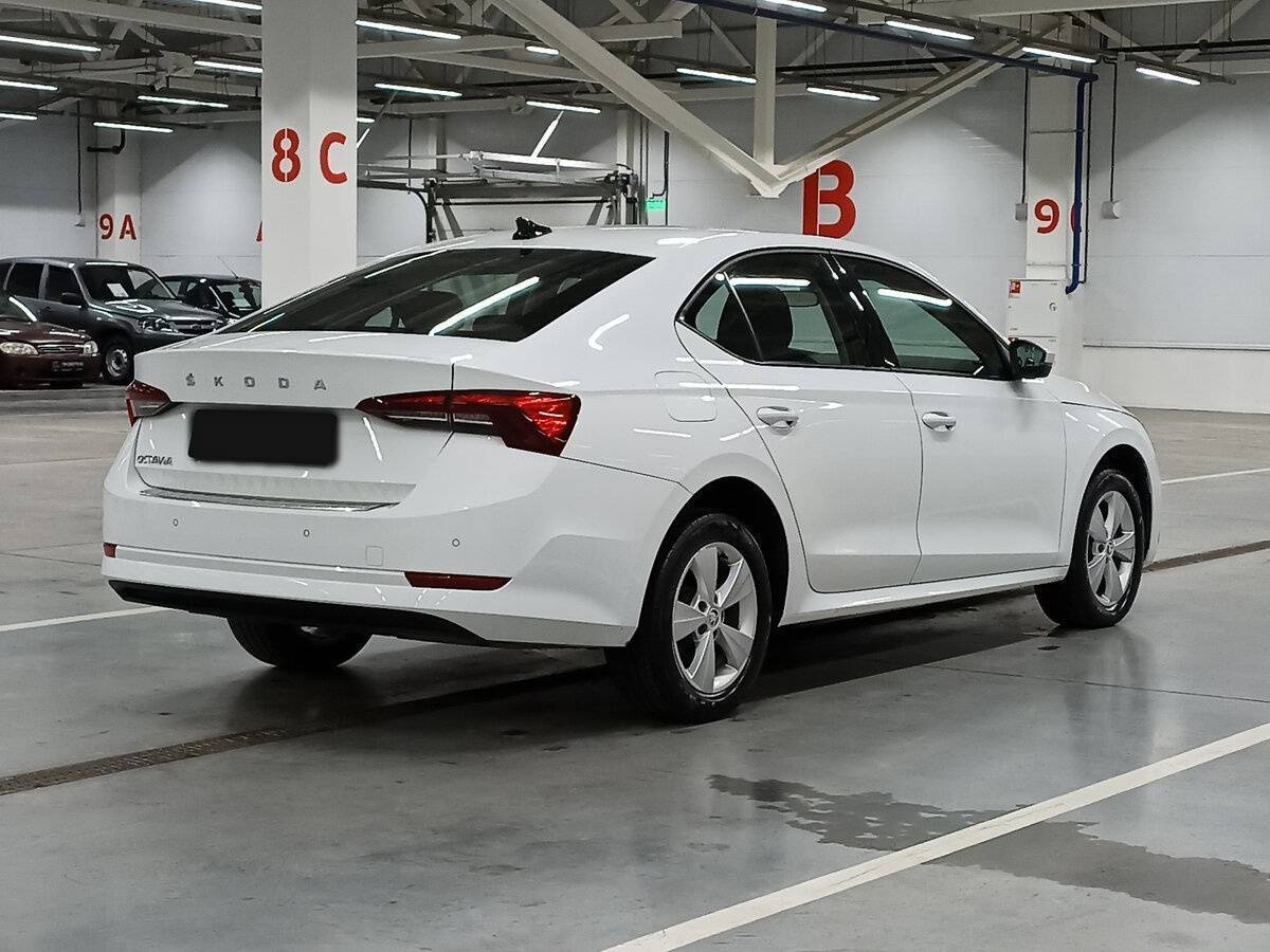 Купить Skoda Octavia, 2021, 167 259 км.. Фото: #4