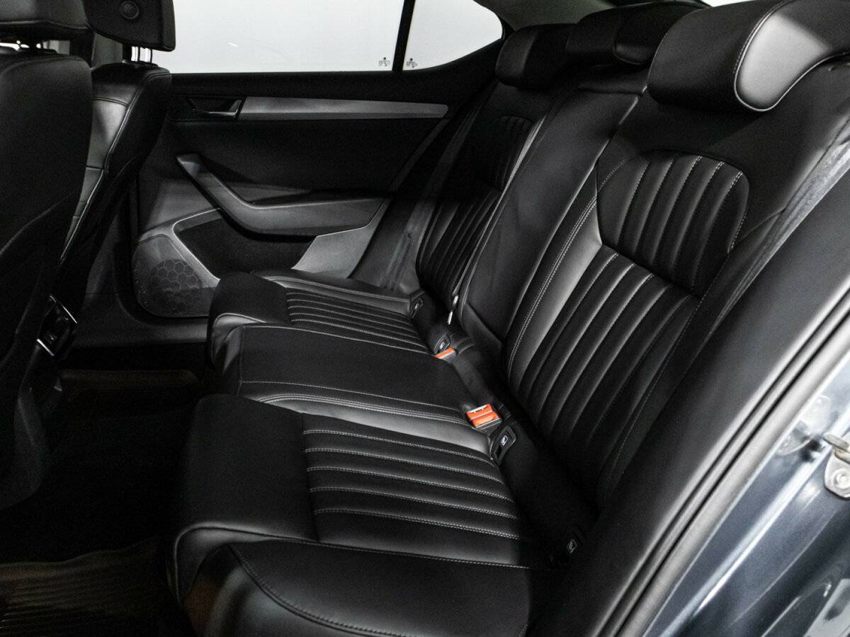 Купить Skoda Superb, 2018, 126 847 км.. Фото: #9