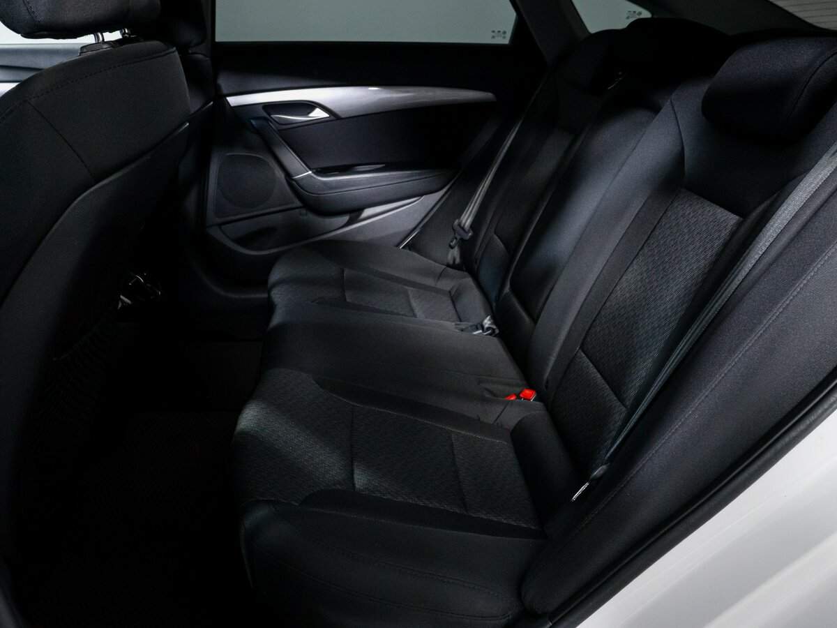 Купить Hyundai i40, 2013, 270 808 км.. Фото: #9