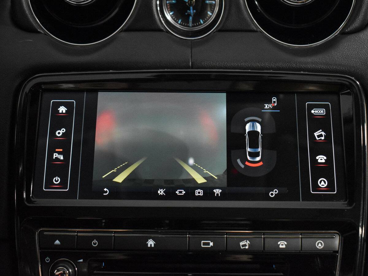 Купить Jaguar XJ, 2016, 151 000 км.. Фото: #22