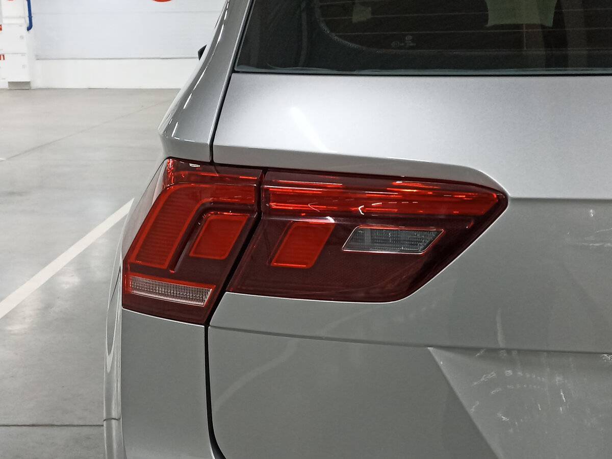 Купить Volkswagen Tiguan, 2021, 92 550 км.. Фото: #8