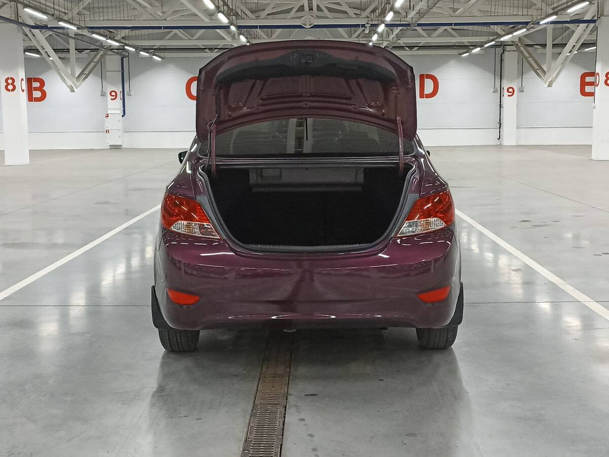 Купить Hyundai Solaris, 2013, 174 381 км.. Фото: #9