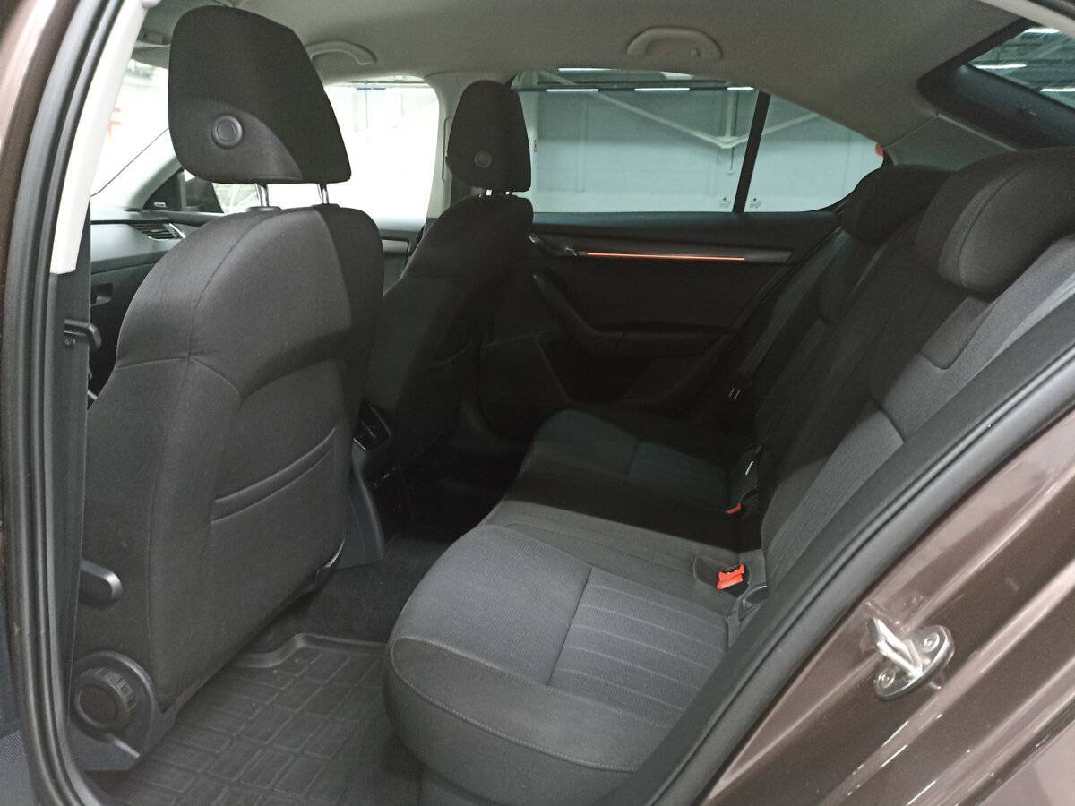 Купить Skoda Octavia, 2018, 215 830 км.. Фото: #11