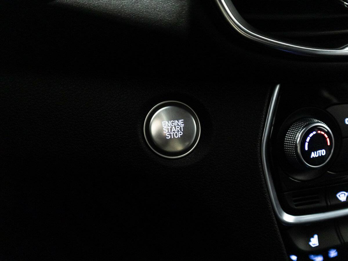 Купить Hyundai Santa Fe, 2019, 130 148 км.. Фото: #22