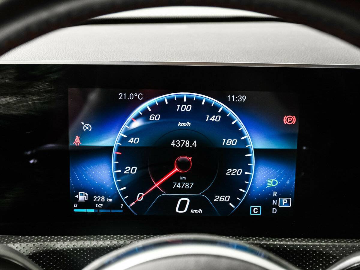 Купить Mercedes-Benz CLA, 2019, 74 785 км.. Фото: #9