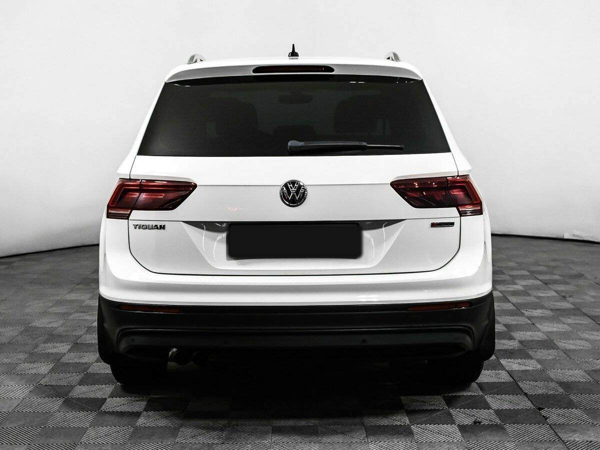 Купить Volkswagen Tiguan, 2018, 80 205 км.. Фото: #5