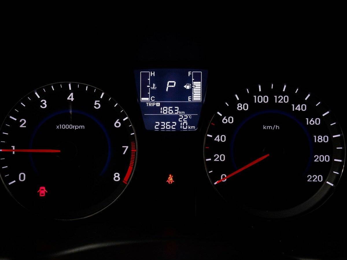 Купить Hyundai Solaris, 2016, 236 209 км.. Фото: #10