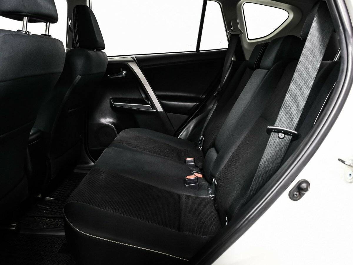 Купить Toyota RAV4, 2017, 118 617 км.. Фото: #12