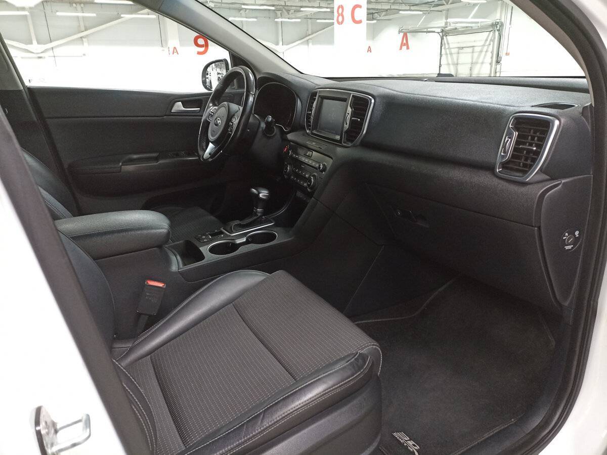 Купить Kia Sportage, 2016, 154 894 км.. Фото: #10