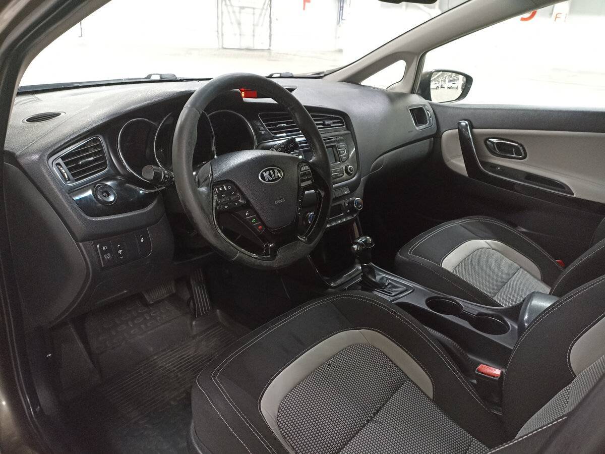 Купить Kia Ceed, 2013, 235 073 км.. Фото: #15