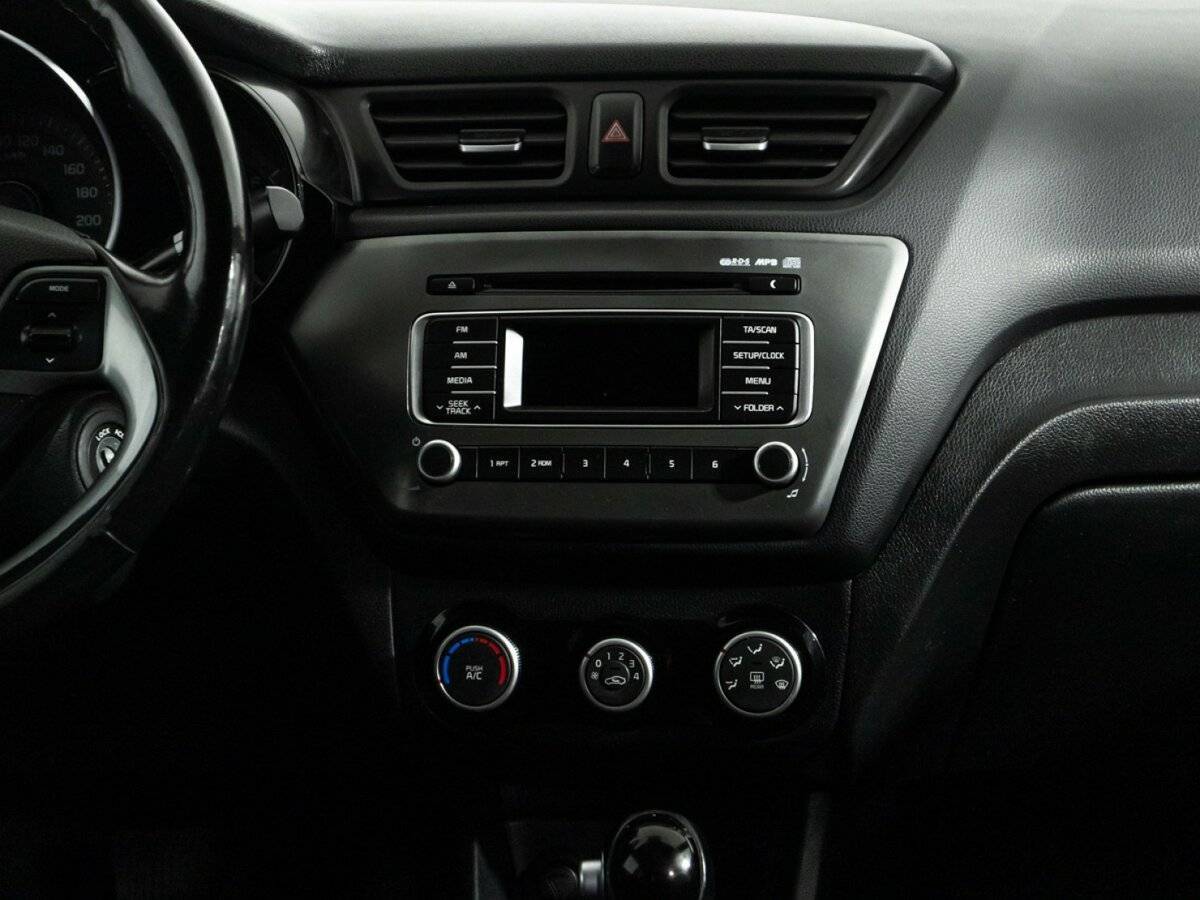 Купить Kia Rio, 2017, 196 789 км.. Фото: #13